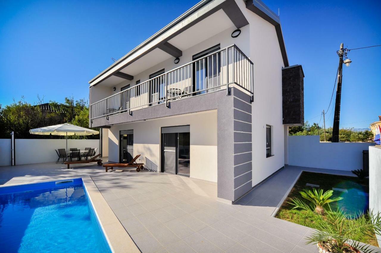 Villa Lily Privlaka  Esterno foto